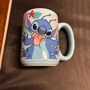 Blue Character Mug stitch